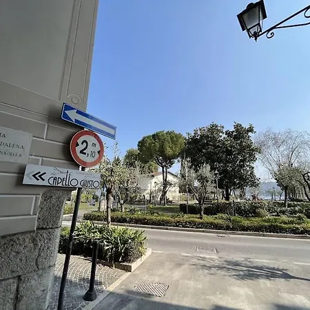 La Piccola Casa Al - Intera Casa Con 3 E 2 Box בית נופש